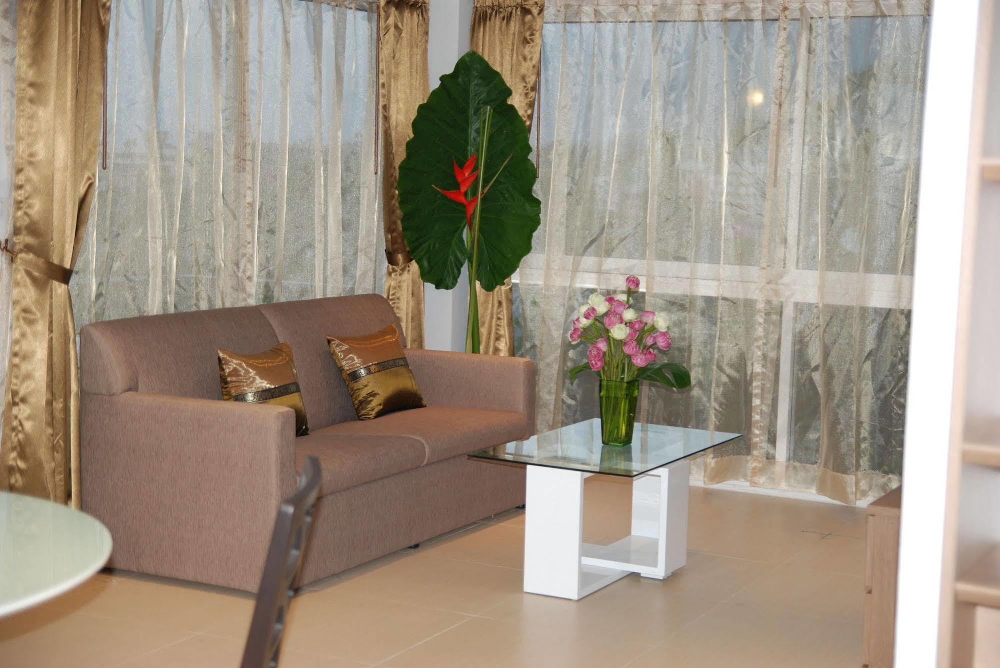 I Am Residence Patong ภายนอก รูปภาพ